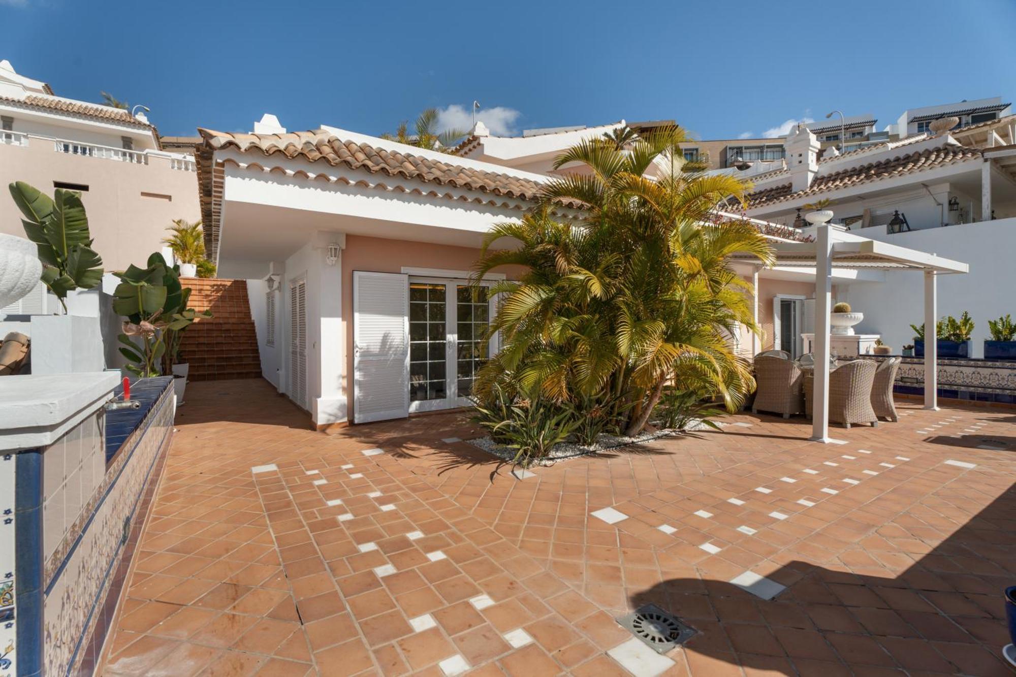Villa Marbella-Private Heated Pool And Breathtaking View Costa Adeje  Exteriör bild